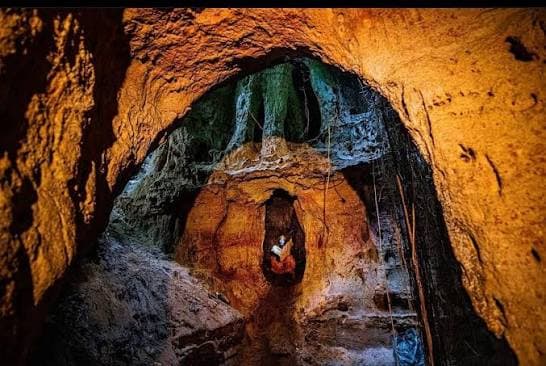 AROCHUKWU LONG JUJU & CAVE TEMPLE COMPLEX
